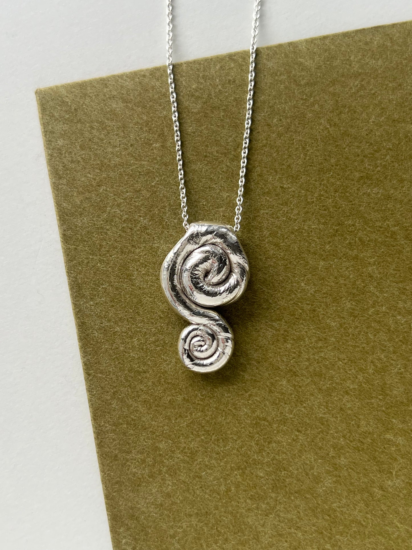 MIRAGE pendant