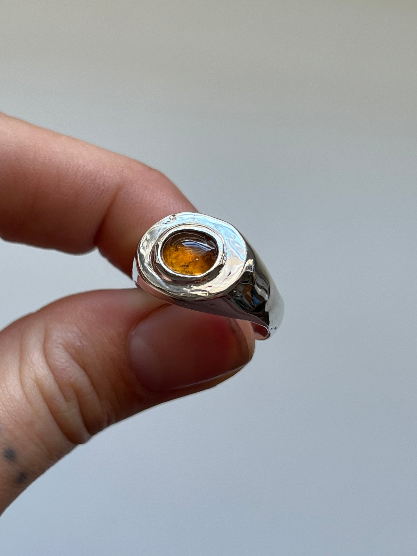CITRINE signet | R