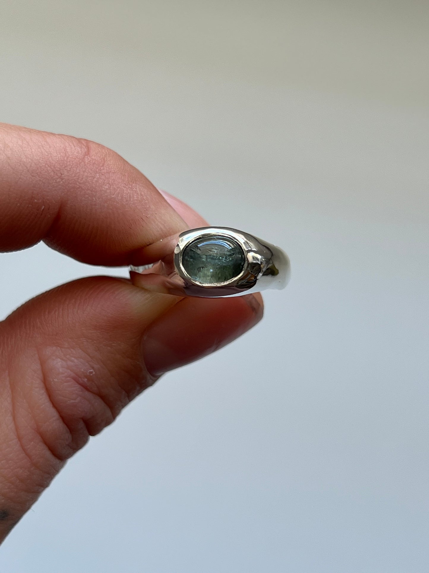 TOURMALINE signet | O