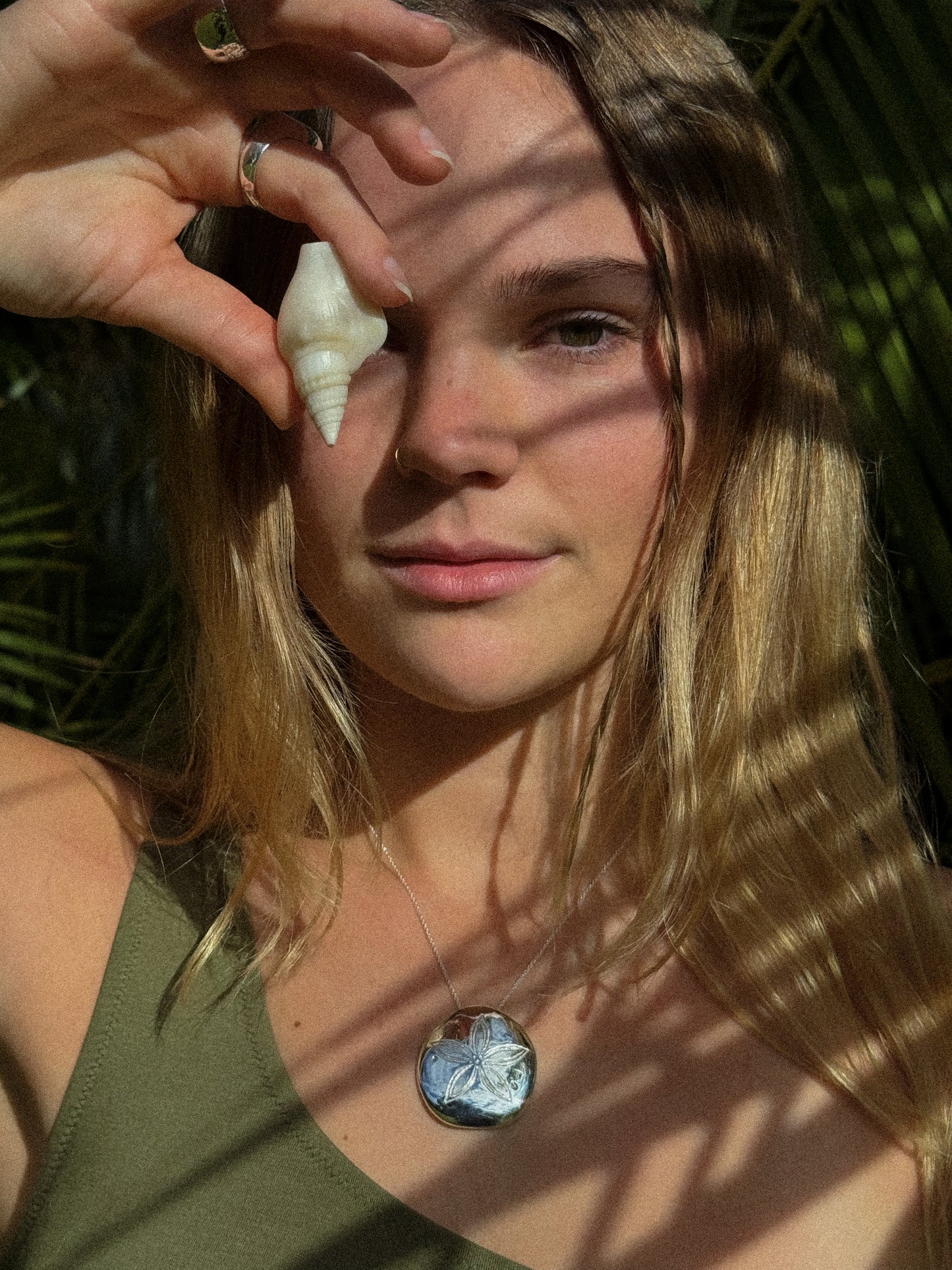 SAND DOLLAR pendant