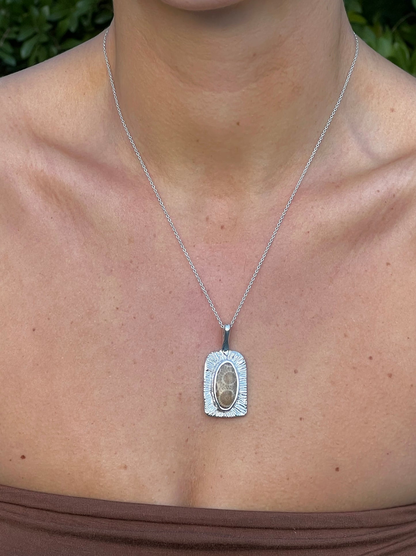 CORAL pendant