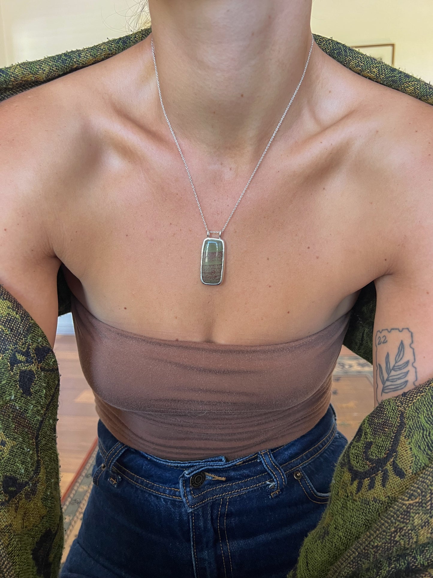 CURRENTS pendant