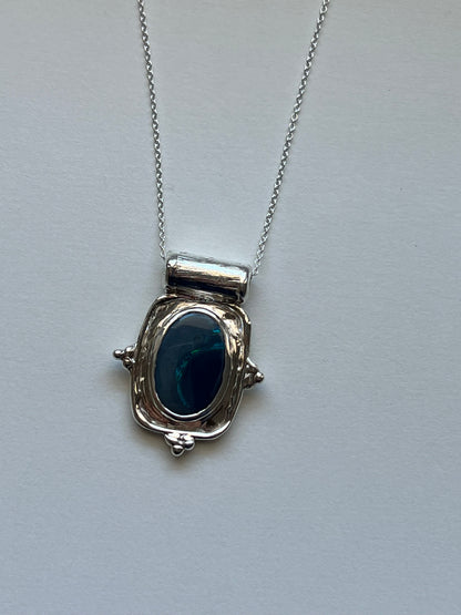 OPAL pendant