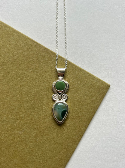 NINA pendant