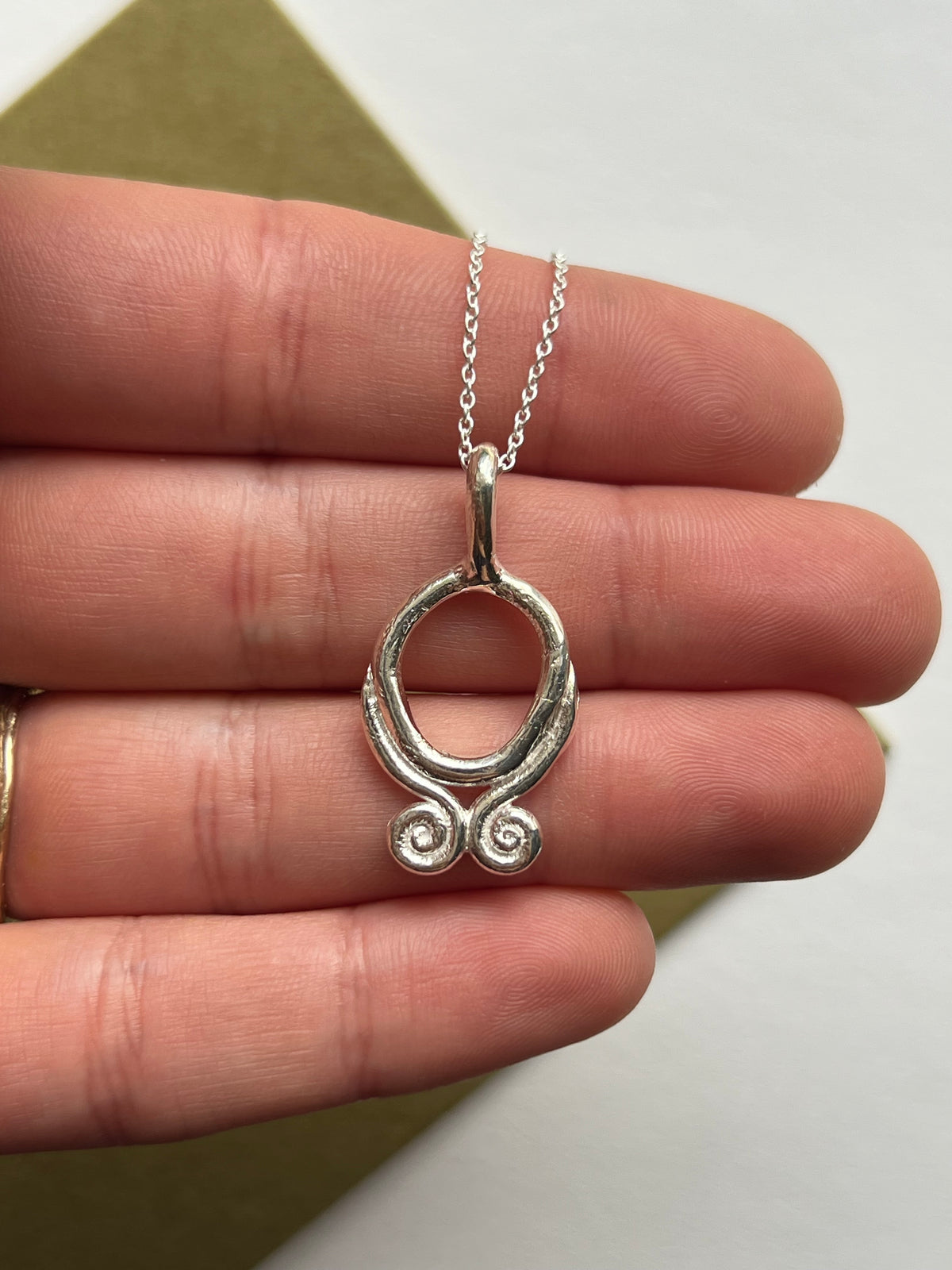 DARCY pendant
