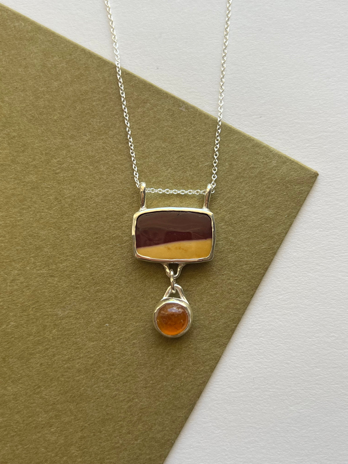 ACACIA pendant