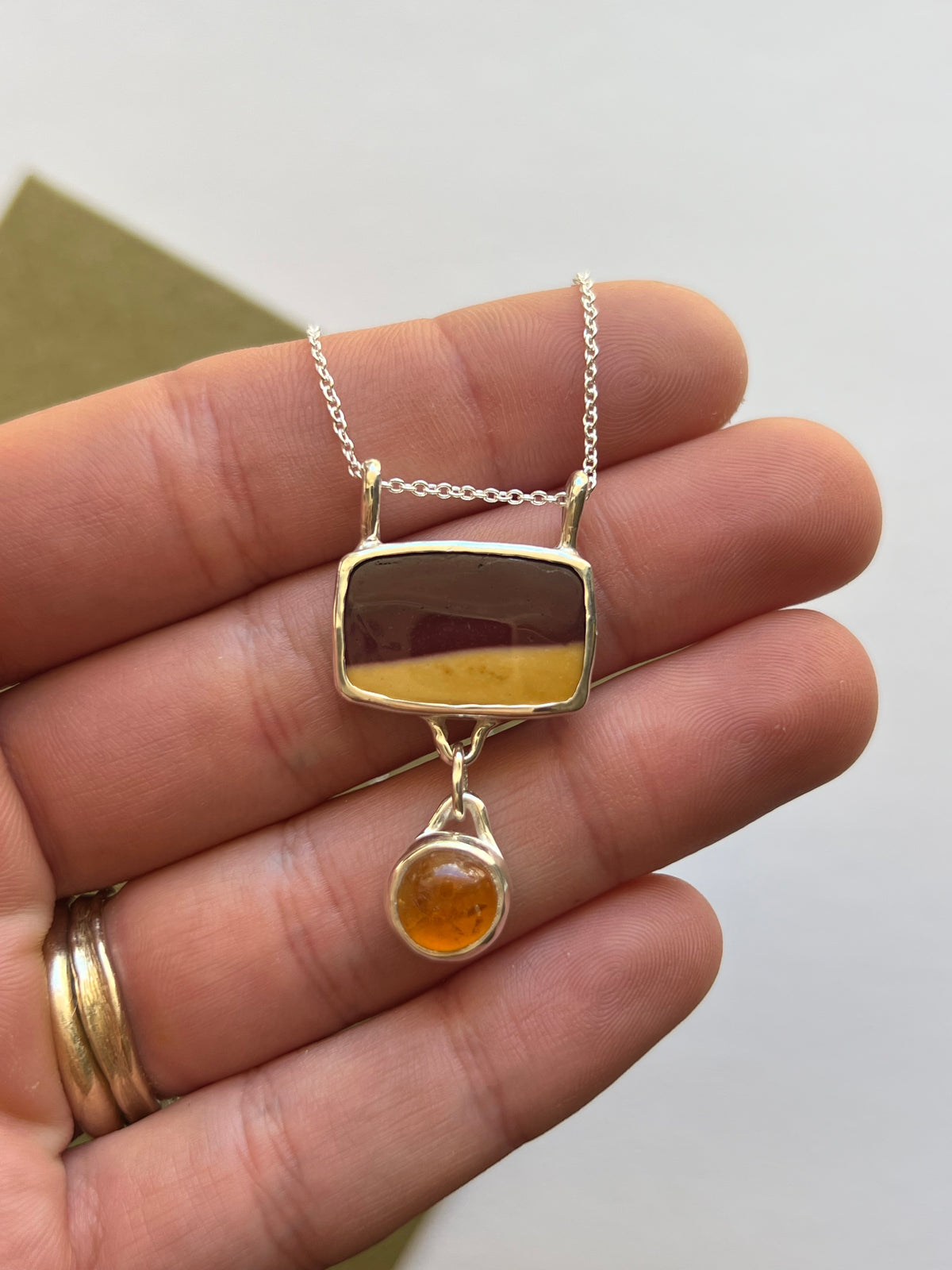 ACACIA pendant