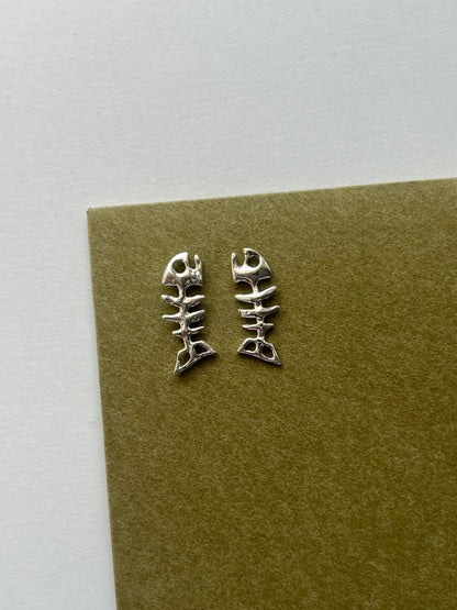 FISHBONE earrings