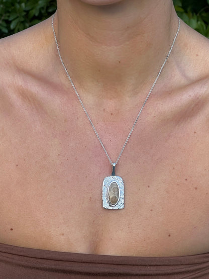 CORAL pendant