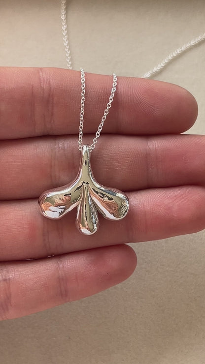 CASCADE pendant